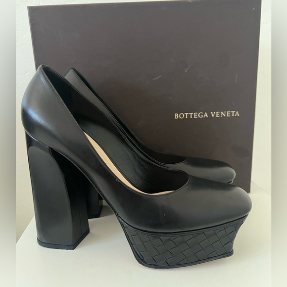 Bottega Veneta Shoes - Bottega Veneta Nappa Intrecciato Platform Pumps Black Leather 40